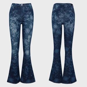 NWT 7 For All Mankind Ultra High-Rise Floral
Skinny Bootcut Jeans